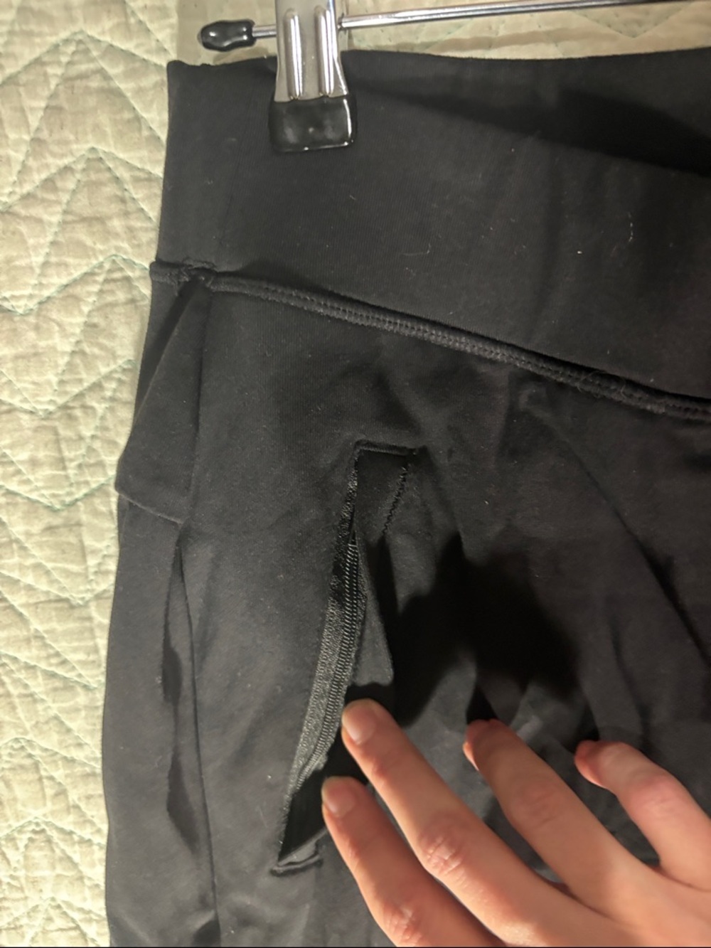 Athleta Black Trekkie North Joggers UPF 50+ - Picture 4 of 8